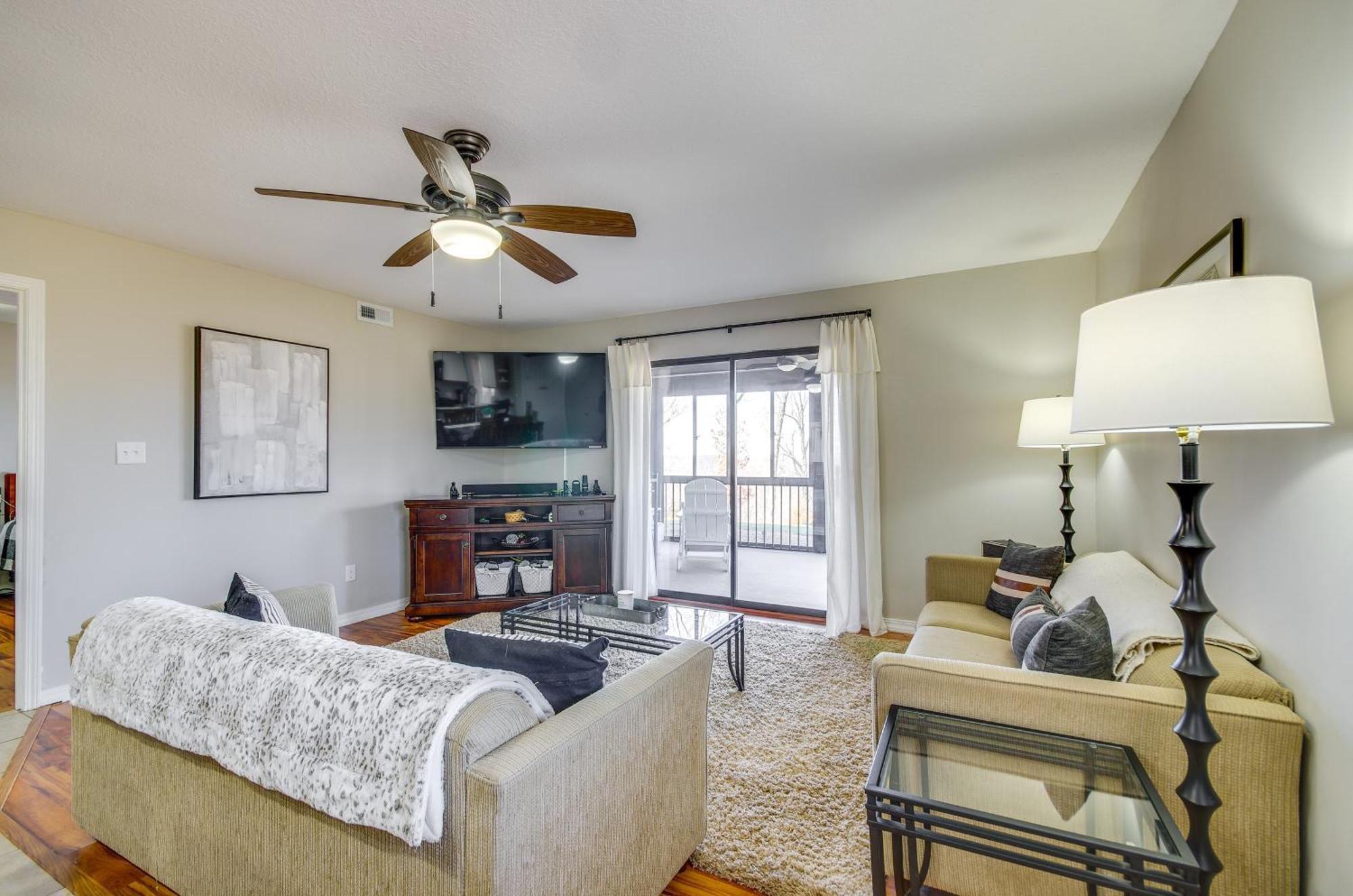 Ozarks Vacation Rental Condo With Lake View! Exteriör bild