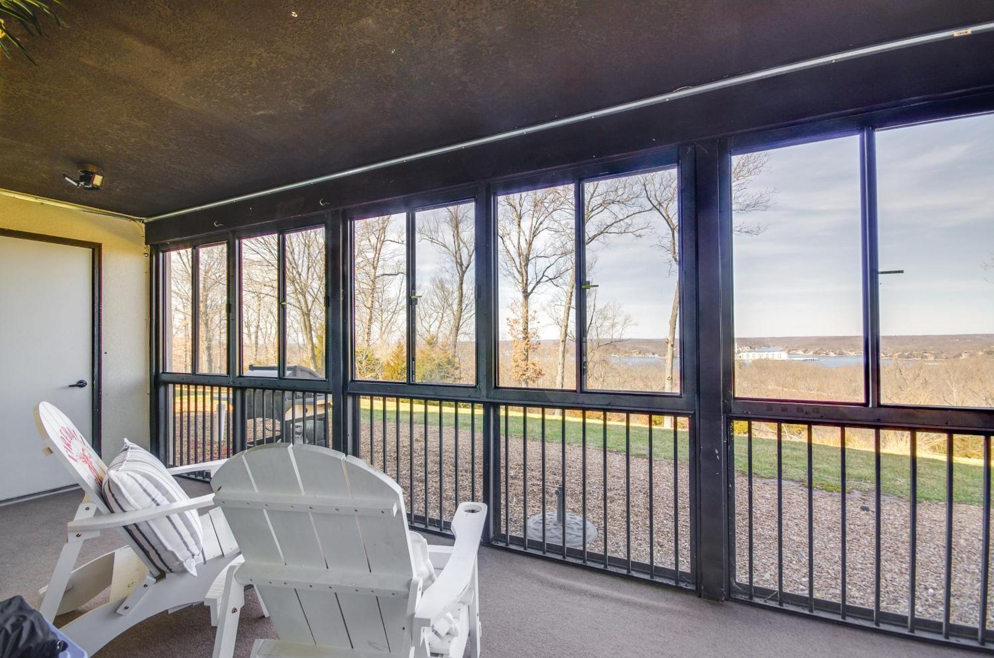 Ozarks Vacation Rental Condo With Lake View! Exteriör bild