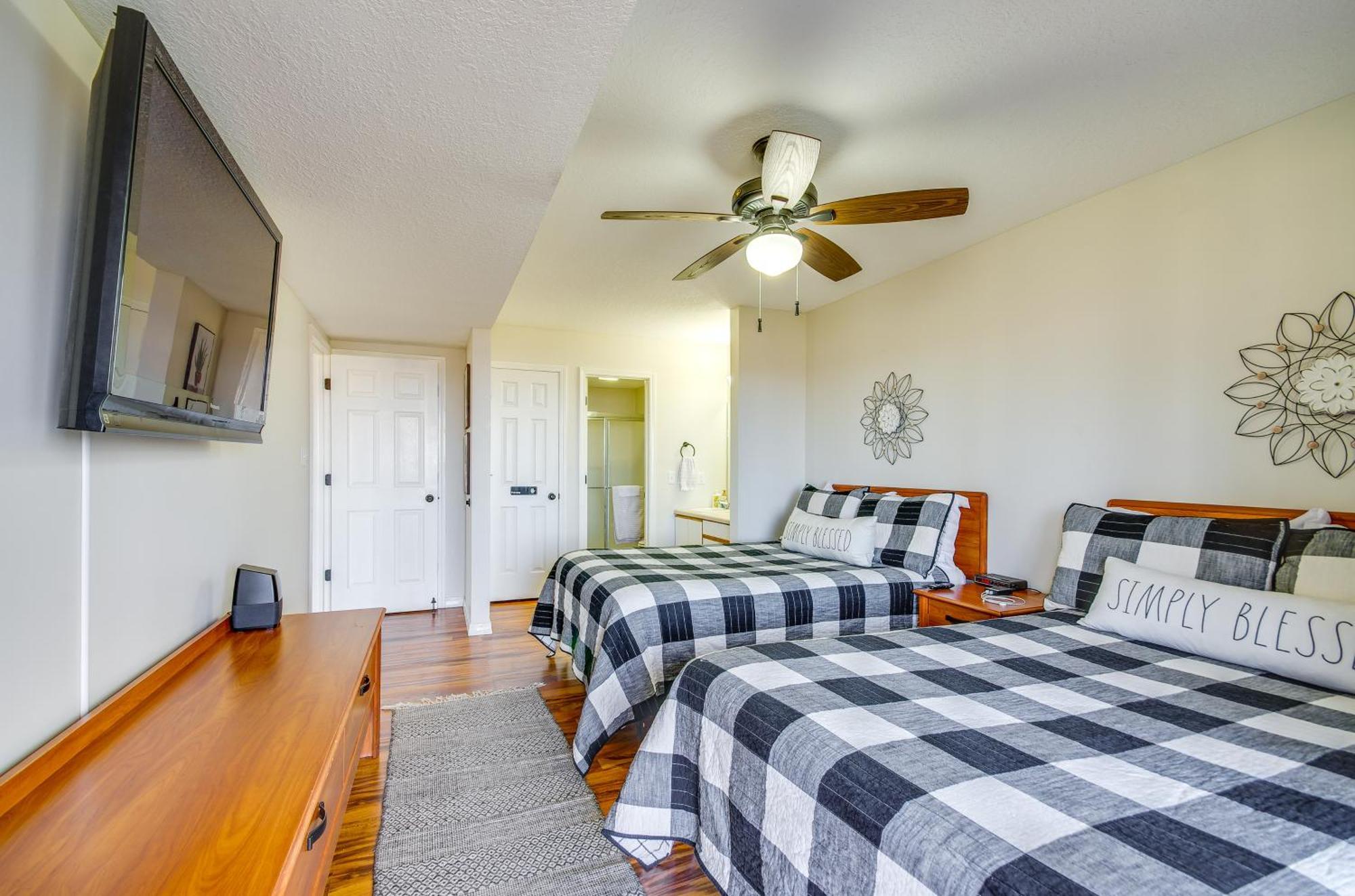 Ozarks Vacation Rental Condo With Lake View! Exteriör bild